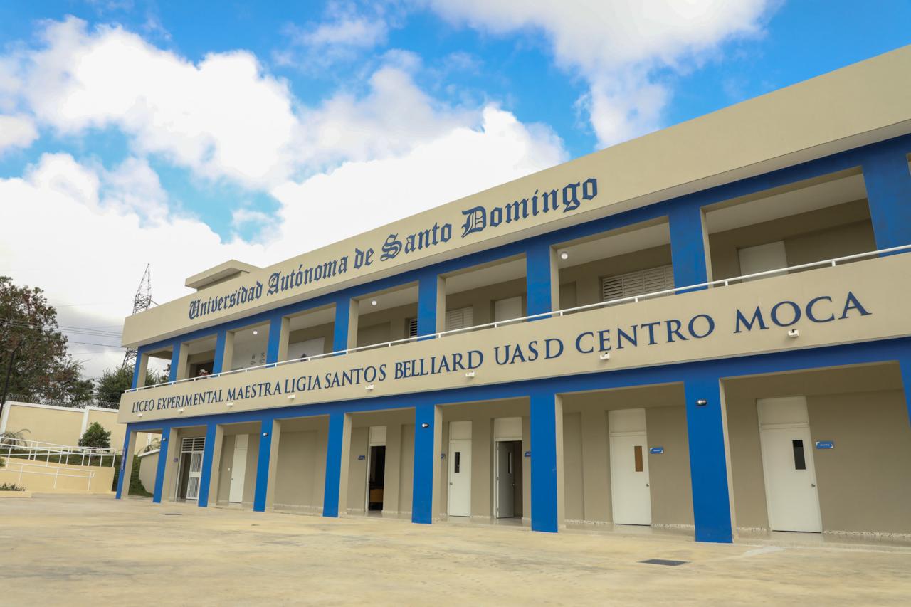 Presidente Abinader inaugura carretera de Yásica